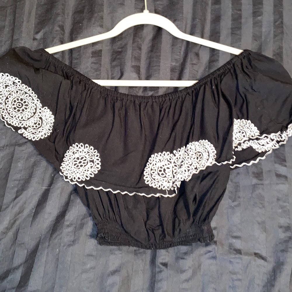 off the shoulder crop top